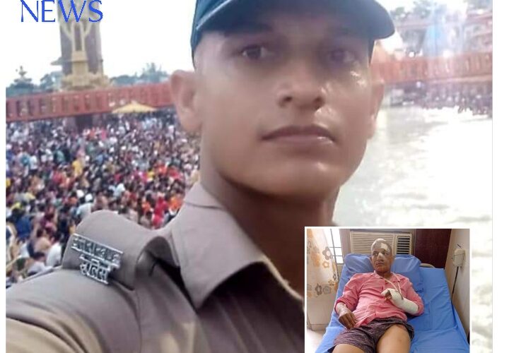 During checking, unknown youths riding a bike beat the Chetak Police done injured.