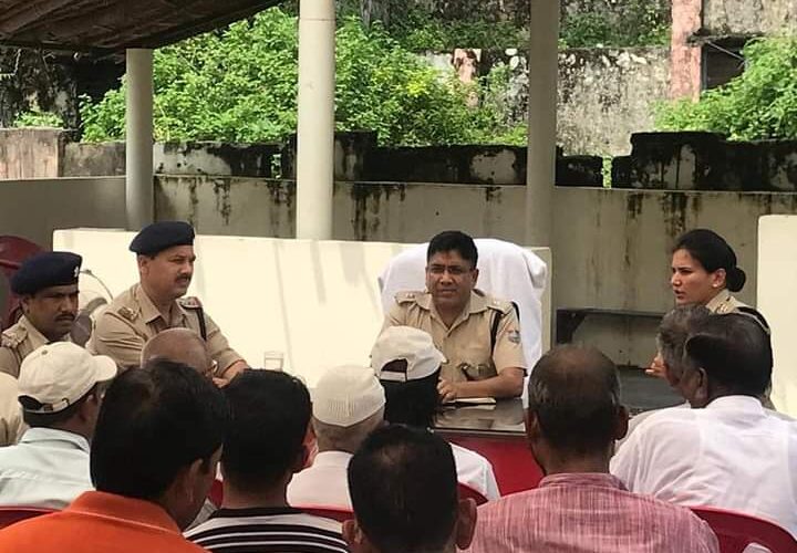 Police organized a seminar under the leadership of Sp City to make the upcoming elections smooth