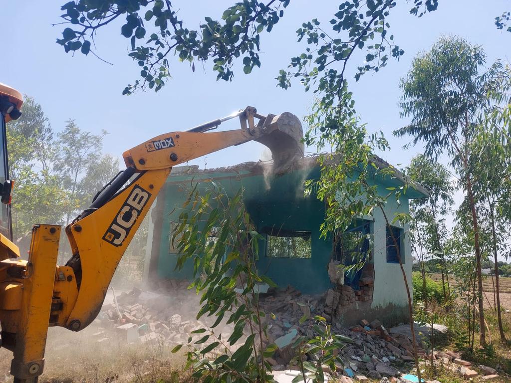 cm dhami reviewed the subjects related to encroachments 2