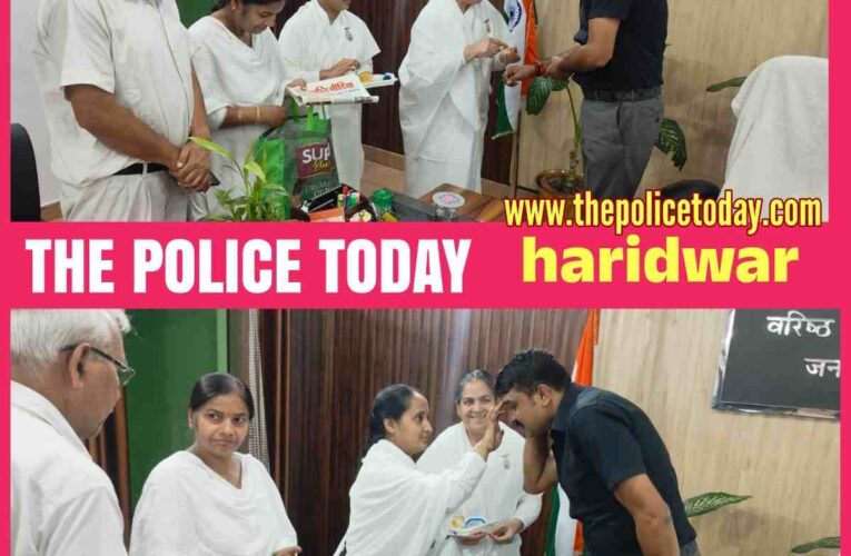 Brahmakumari Sansthan celebrated festival of Raksha Bandhan by tying Raksha Sutra to SSP Haridwar Ajai Singh.
