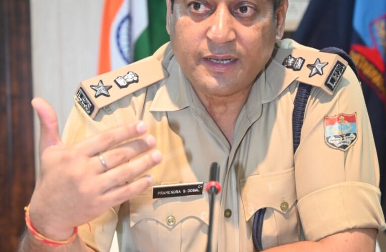 हरिद्वार पुलिस विभाग मे हुए ताबड़ तौड़ बदलाव,जानिये किस थाने के दारोगाओं के कहाँ हुए ट्रांसफर