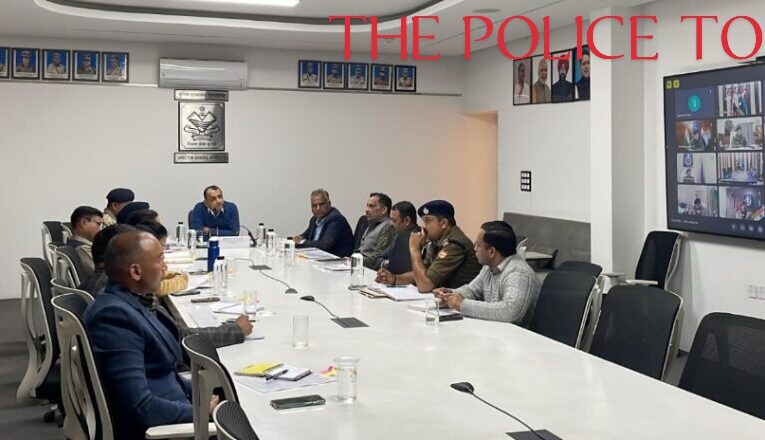 In view of the upcoming Lok Sabha elections 2024, DGP held a meeting with district in-charges and gave guidelines.